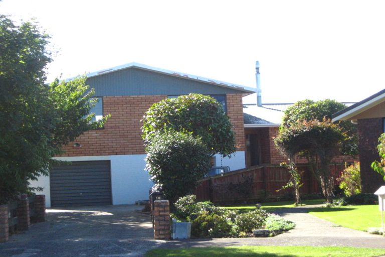 Photo of property in 13 Windsor Place, Mosgiel, 9024