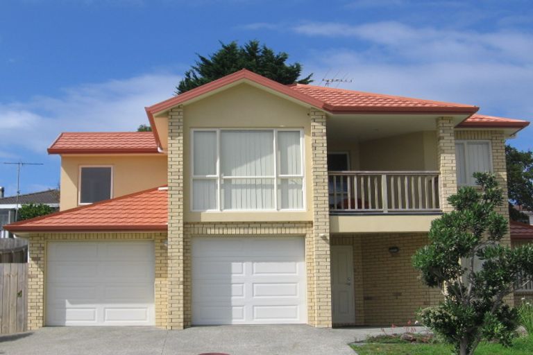 Photo of property in 55 Nimstedt Avenue, Oteha, Auckland, 0632