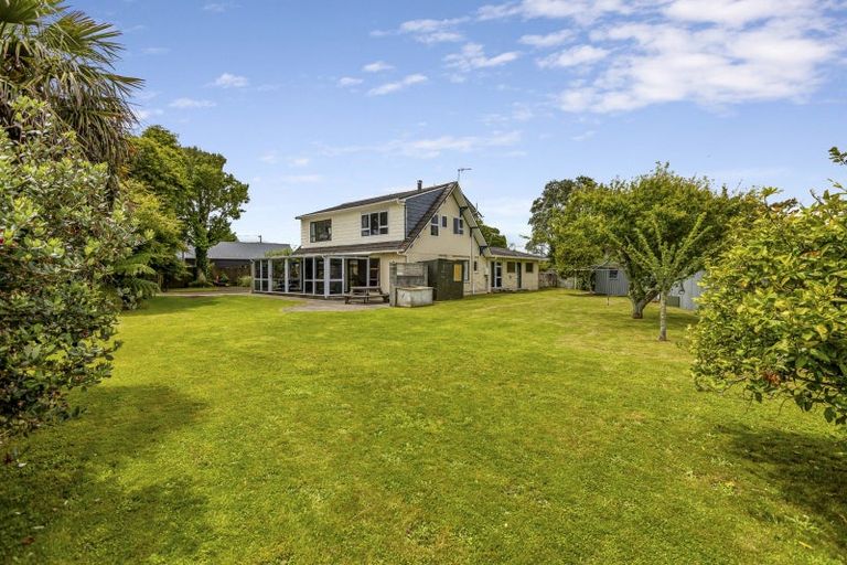 Photo of property in 296b Mangorei Road, Merrilands, New Plymouth, 4312