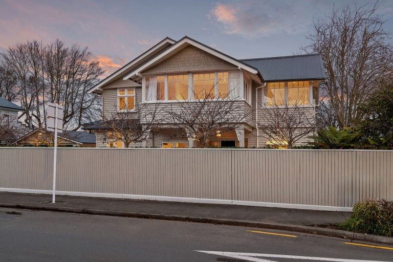Photo of property in 134 Papanui Road, Merivale, Christchurch, 8014