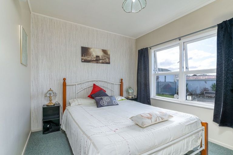 Photo of property in 46 Daniell Street, Solway, Masterton, 5810