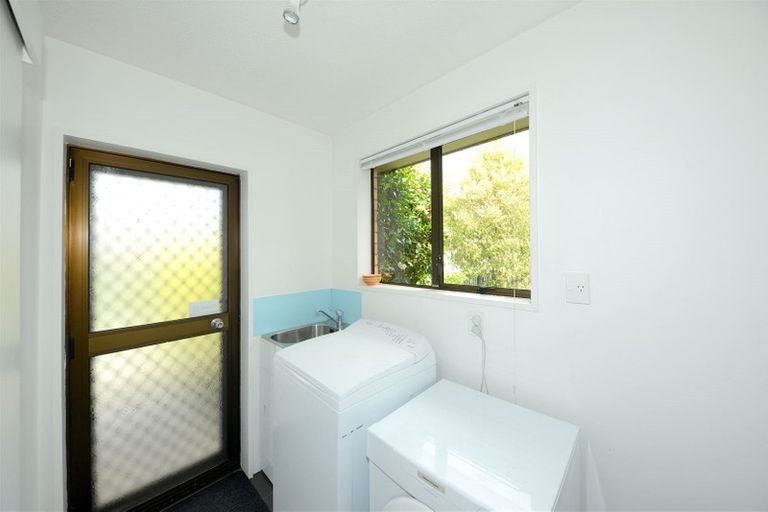Photo of property in 2/11 Rubens Place, Burnside, Christchurch, 8053