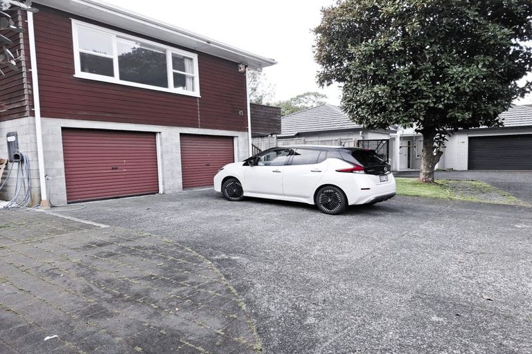 Photo of property in 1/45 Evelyn Place, Hillcrest, Auckland, 0627