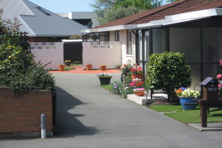 Photo of property in 2/404 Harewood Road, Bishopdale, Christchurch, 8053