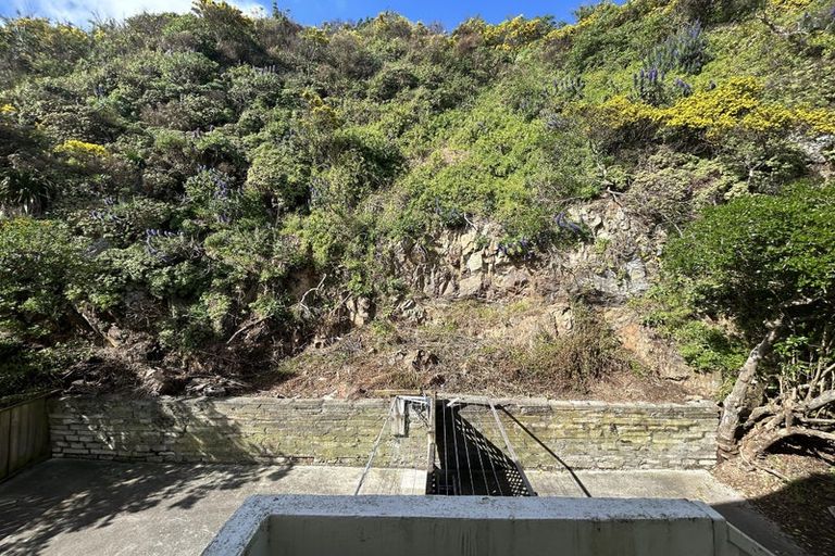 Photo of property in 2/72b Ira Street, Miramar, Wellington, 6022