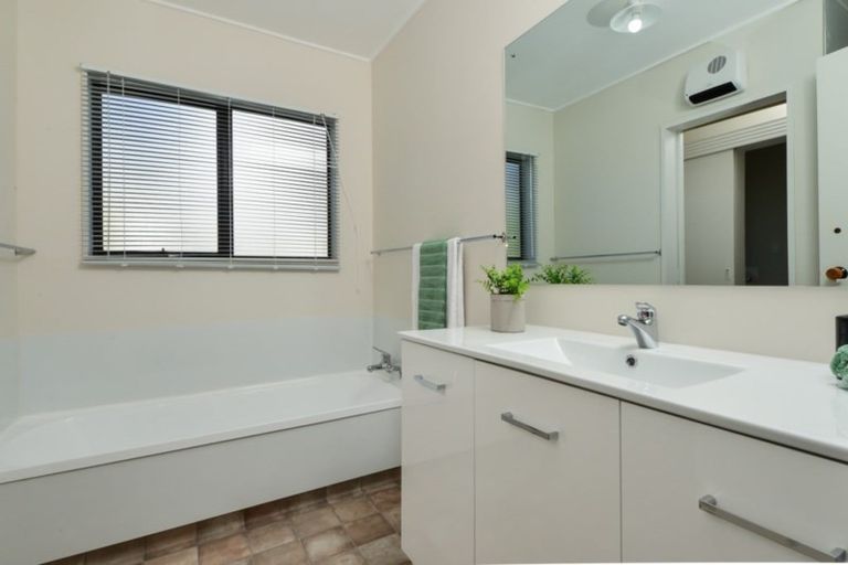 Photo of property in 13 Ronald Court, Pukete, Hamilton, 3200