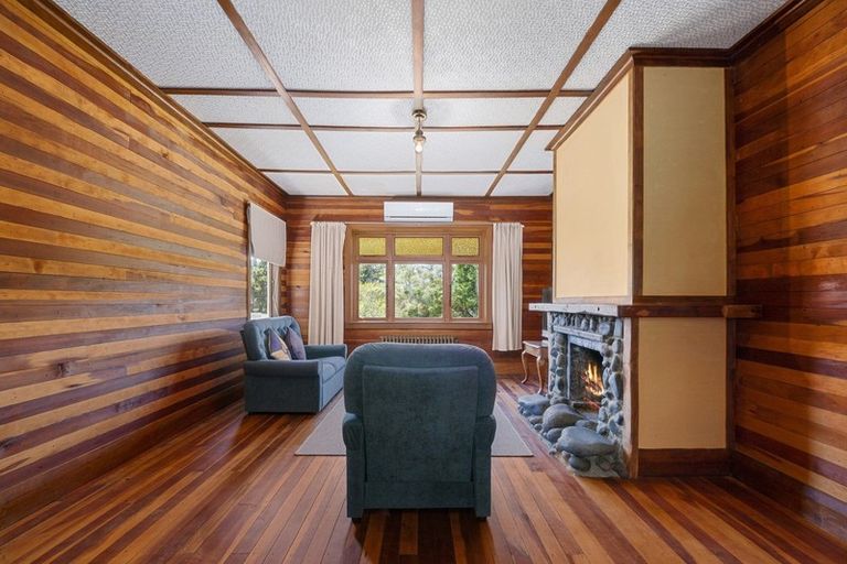 Photo of property in 36 Atutahi Street, Tokaanu, Turangi, 3381