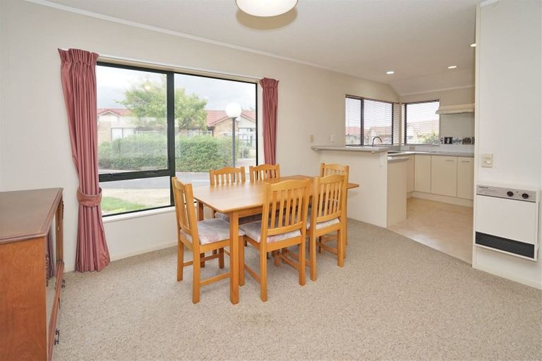 Photo of property in 101 Oakridge Grove, Flagstaff, Hamilton, 3210