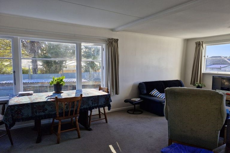 Photo of property in 77 Gladstone Street, Hawera, 4610