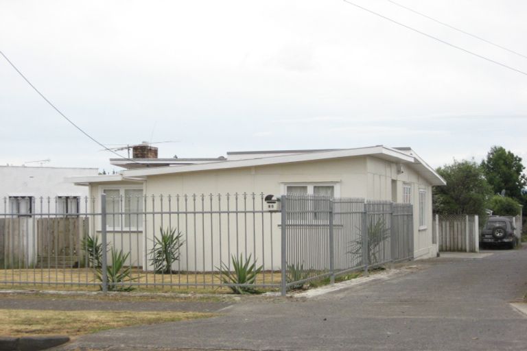Photo of property in 45b Beatty Road, Pukekohe, 2120
