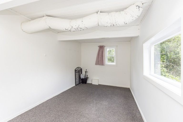 Photo of property in 40 Fairview Crescent, Kelburn, Wellington, 6012