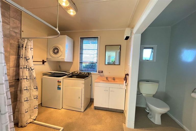 Photo of property in 25 John Street, Balclutha, 9230