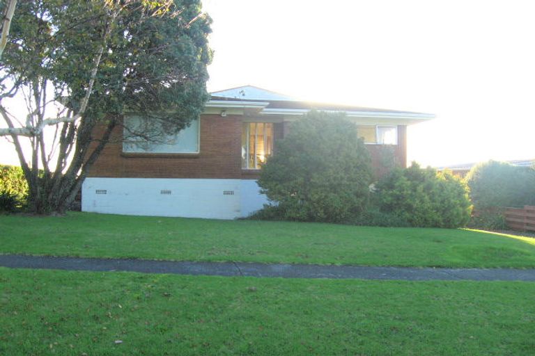 Photo of property in 34 Sunnyhill Crescent, Sunnyhills, Auckland, 2010