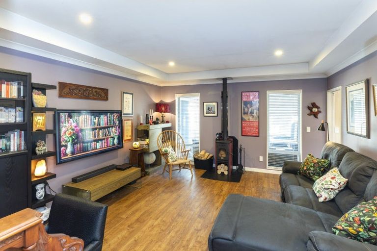 Photo of property in 16c Crown Close, Prebbleton, 7604