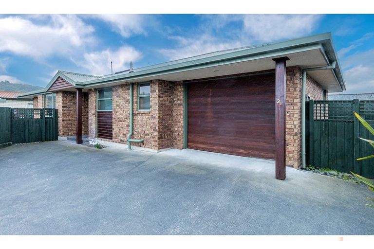 Photo of property in 3b Lewis Street, Geraldine, 7930