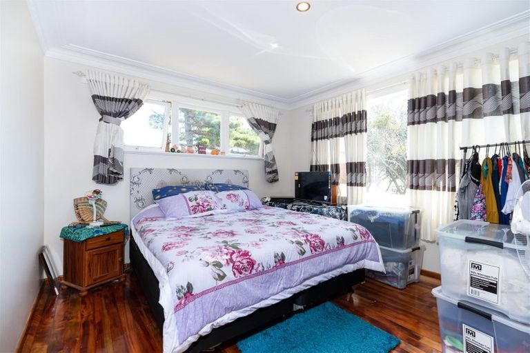 Photo of property in 2a Colin Street, Mangere, Auckland, 2022