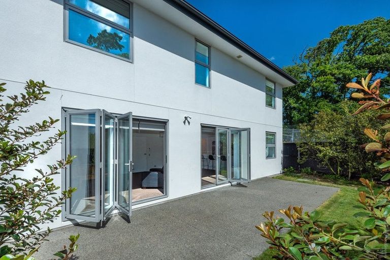 Photo of property in 18 Jennabelle Lane, Halswell, Christchurch, 8025