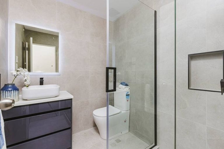 Photo of property in 8/32 Airfield Road, Takanini, 2112