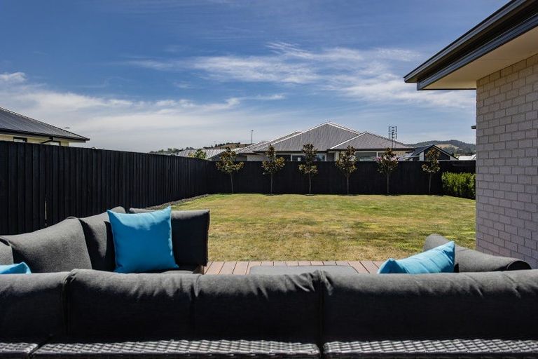 Photo of property in 13 Johnson Avenue, Amberley, 7410