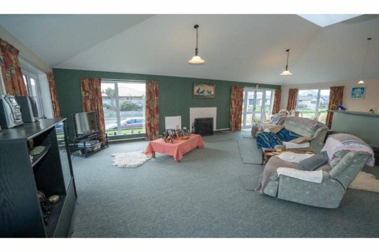 Photo of property in 93 Gimblett Street, Waikiwi, Invercargill, 9810