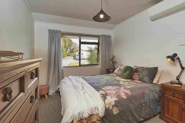 Photo of property in 3a Tauroa Road, Havelock North, 4130