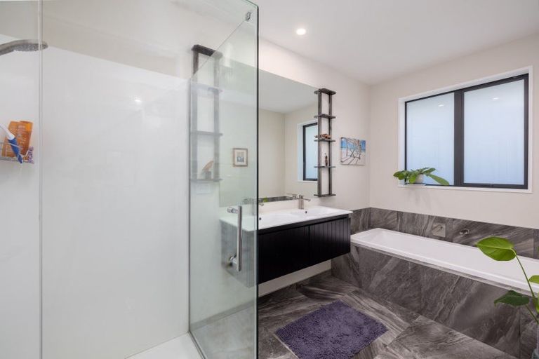 Photo of property in 33 Pegasus Main Street, Pegasus, 7612