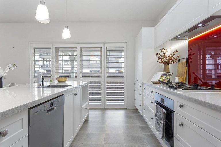 Photo of property in 48 Caledonian Road, St Albans, Christchurch, 8014