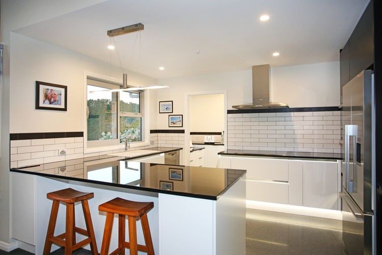 Photo of property in 12 Bridle Way, Hunua, Papakura, 2583