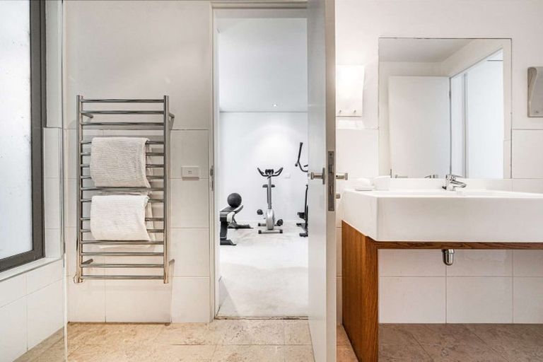 Photo of property in 5/37 Clifton Road, Hauraki, Auckland, 0622