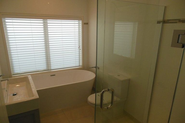 Photo of property in 31 Cassinia Close, Papamoa Beach, Papamoa, 3118