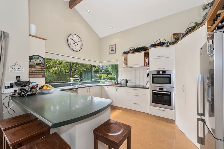 Photo of property in 281 Athlone Drive, Cambridge, 3434