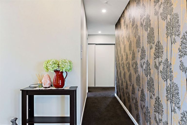 Photo of property in 9 Saint James Place, Rangiora, 7400