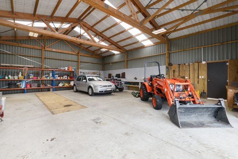 Photo of property in 136b Kumikumi Road, Lower Kaimai, Tauranga, 3171