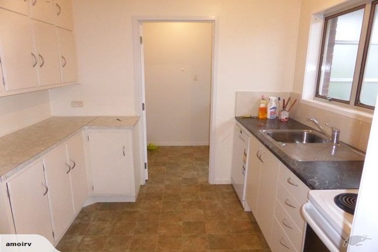 Photo of property in 2/27 Corunna Road, Milford, Auckland, 0620