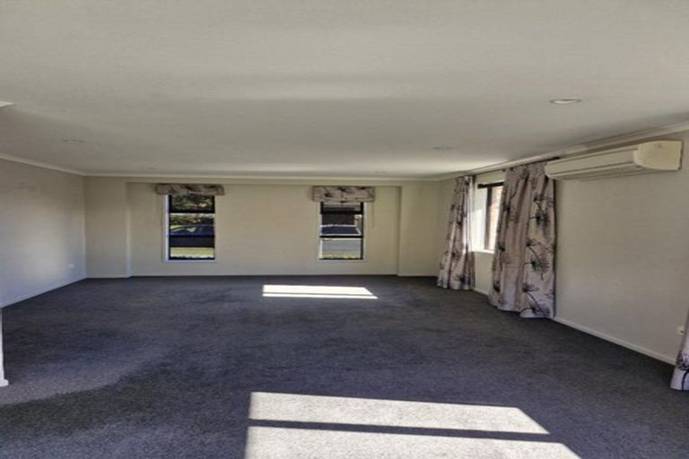 Photo of property in 40 Magnolia Drive, Westown, New Plymouth, 4310
