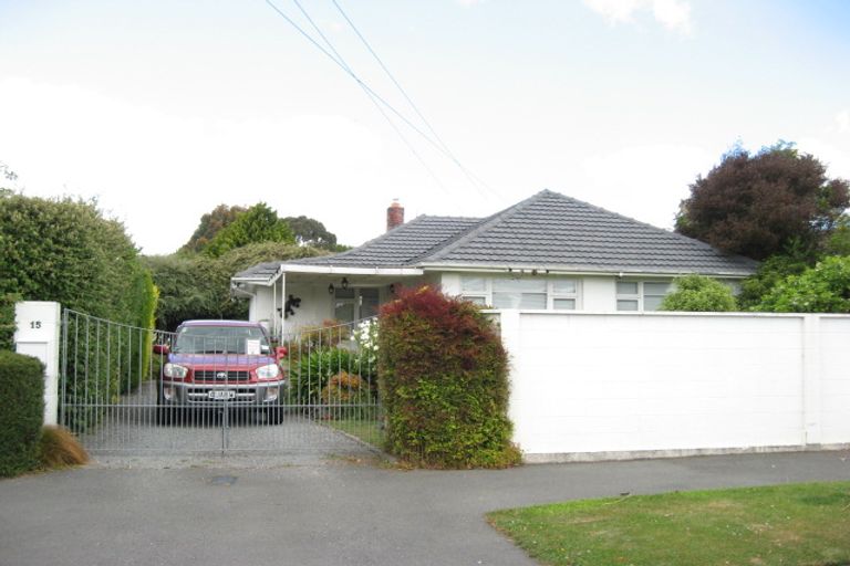 Photo of property in 15 Mappleton Avenue, Burnside, Christchurch, 8053