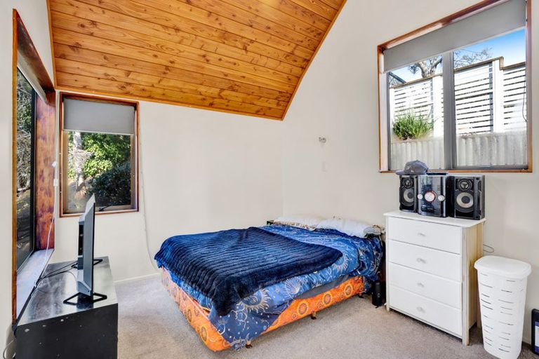 Photo of property in 28 Pararewa Drive, Whalers Gate, New Plymouth, 4310