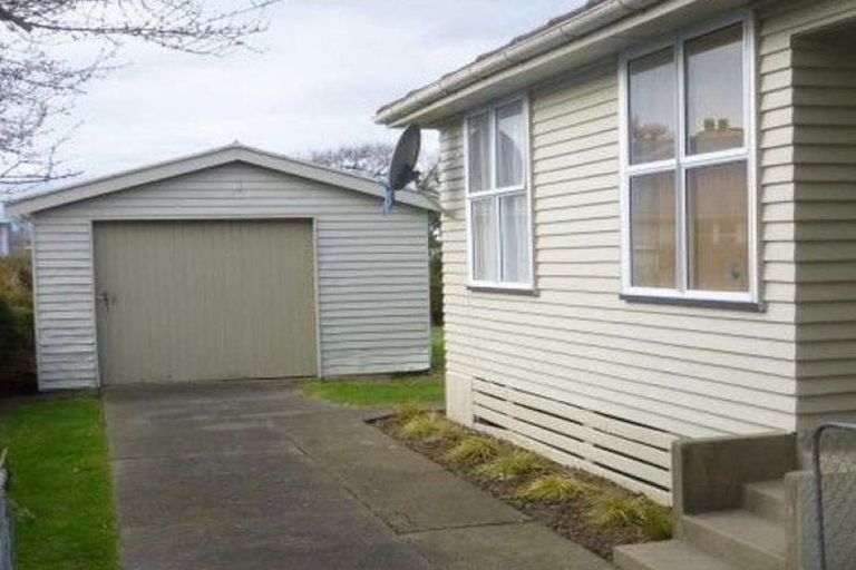 Photo of property in 3 Wilson Street, Pahiatua, 4910