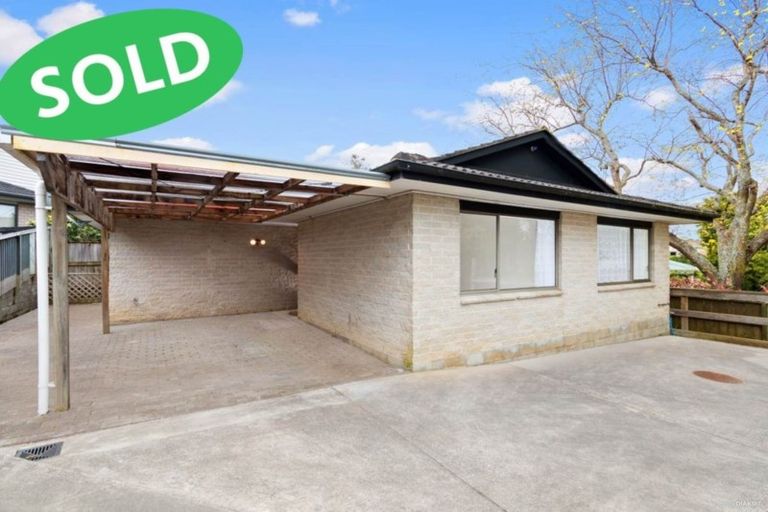 Photo of property in 10 Regia Close, Half Moon Bay, Auckland, 2012