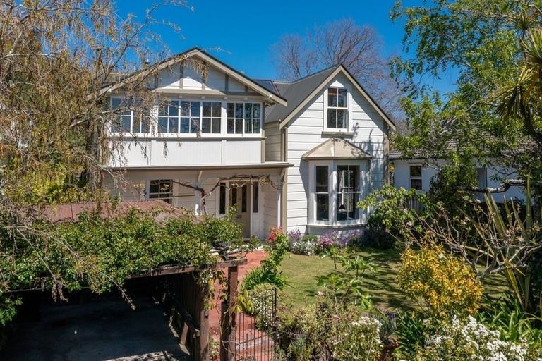 Photo of property in 140 Nile Street, Nelson, 7010