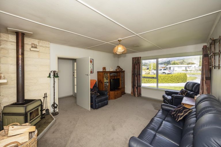 Photo of property in 23 Freyberg Avenue, Kurow, 9435