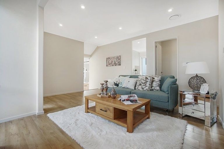 Photo of property in 1 Rashni Road, Flat Bush, Auckland, 2019