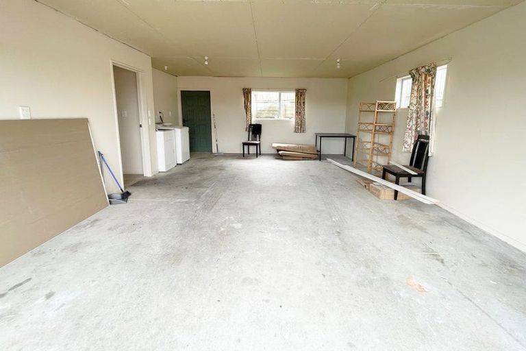 Photo of property in 58a Rua Road, Glen Eden, Auckland, 0602