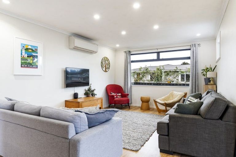 Photo of property in 209a Frankley Road, Frankleigh Park, New Plymouth, 4310