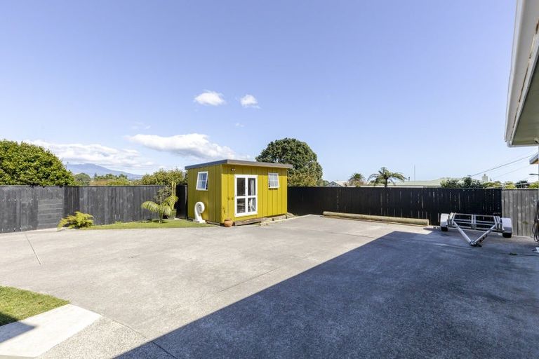 Photo of property in 5 Scott Street, Moturoa, New Plymouth, 4310