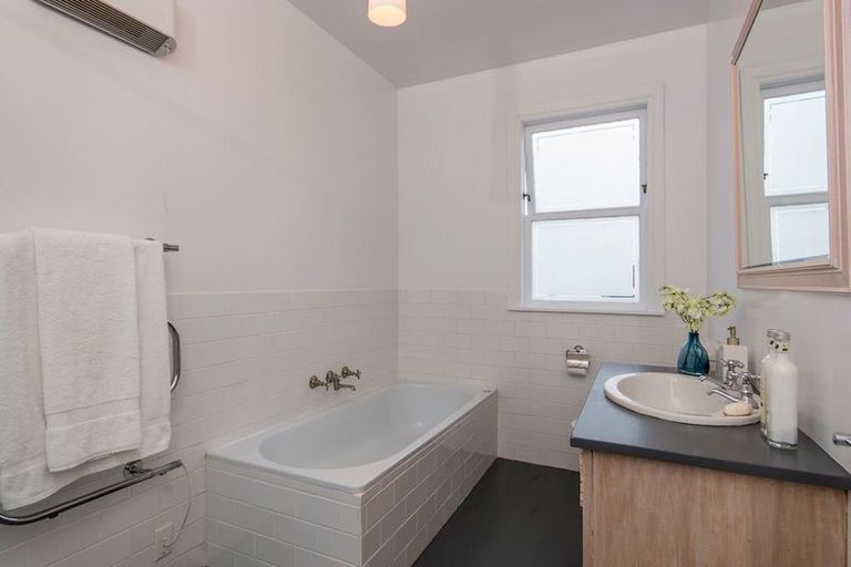 Photo of property in 7a Cottleville Terrace, Thorndon, Wellington, 6011