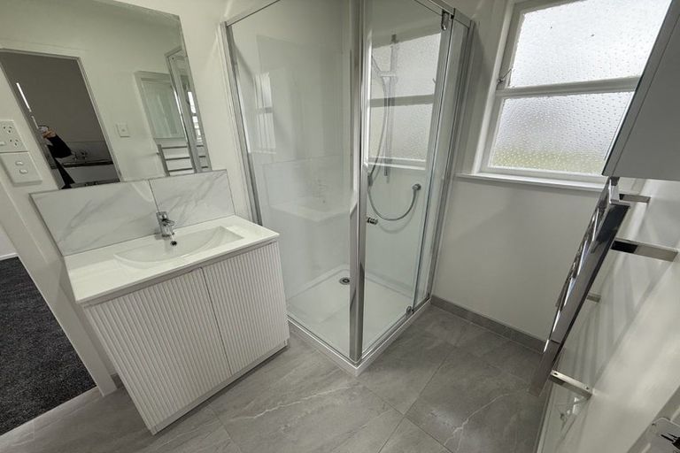 Photo of property in 11 Hooks Road, Manurewa, Auckland, 2102