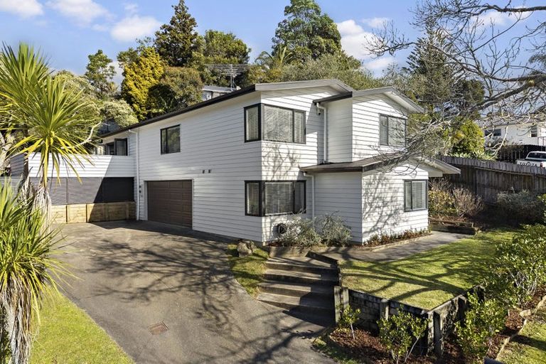 Photo of property in 13 Beaudine Avenue, Glenfield, Auckland, 0629