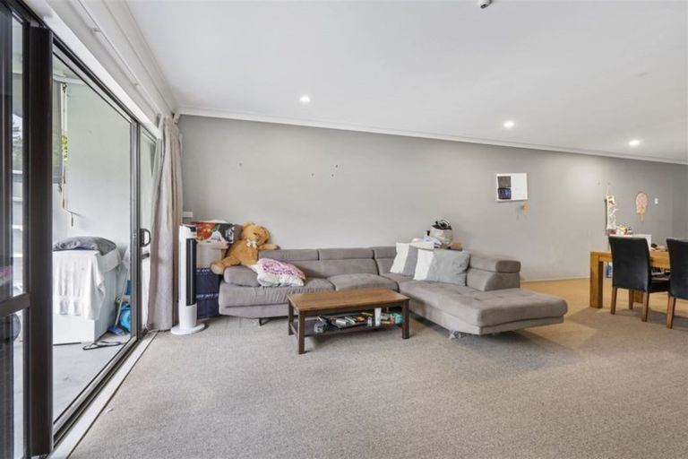 Photo of property in 7/128 Stancombe Road, Flat Bush, Auckland, 2016