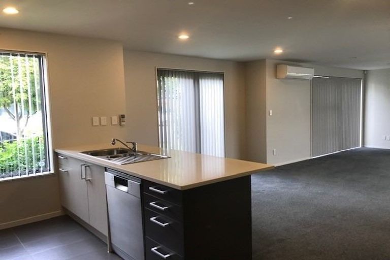 Photo of property in 15 Arion Road, Takanini, 2112